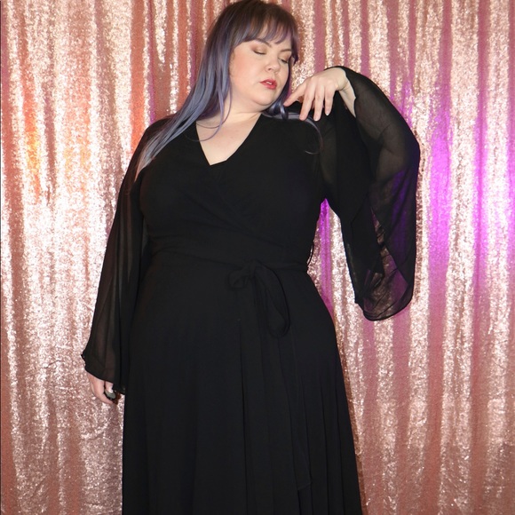 City Chic | Dresses | Fleetwood Maxi 